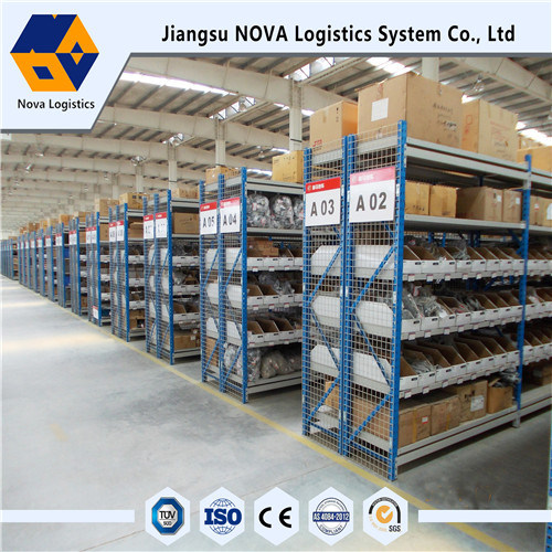 Nova Logistics (NM5)의 중형 금속 롱 스팬 랙