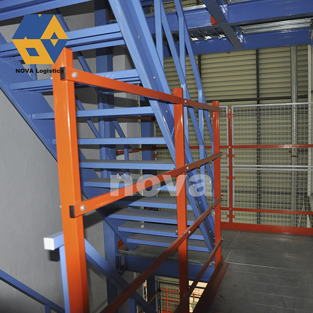 무거운 Steem 금속 바닥재 플랫폼 및 Nova의 Mezzanine Floor Rack